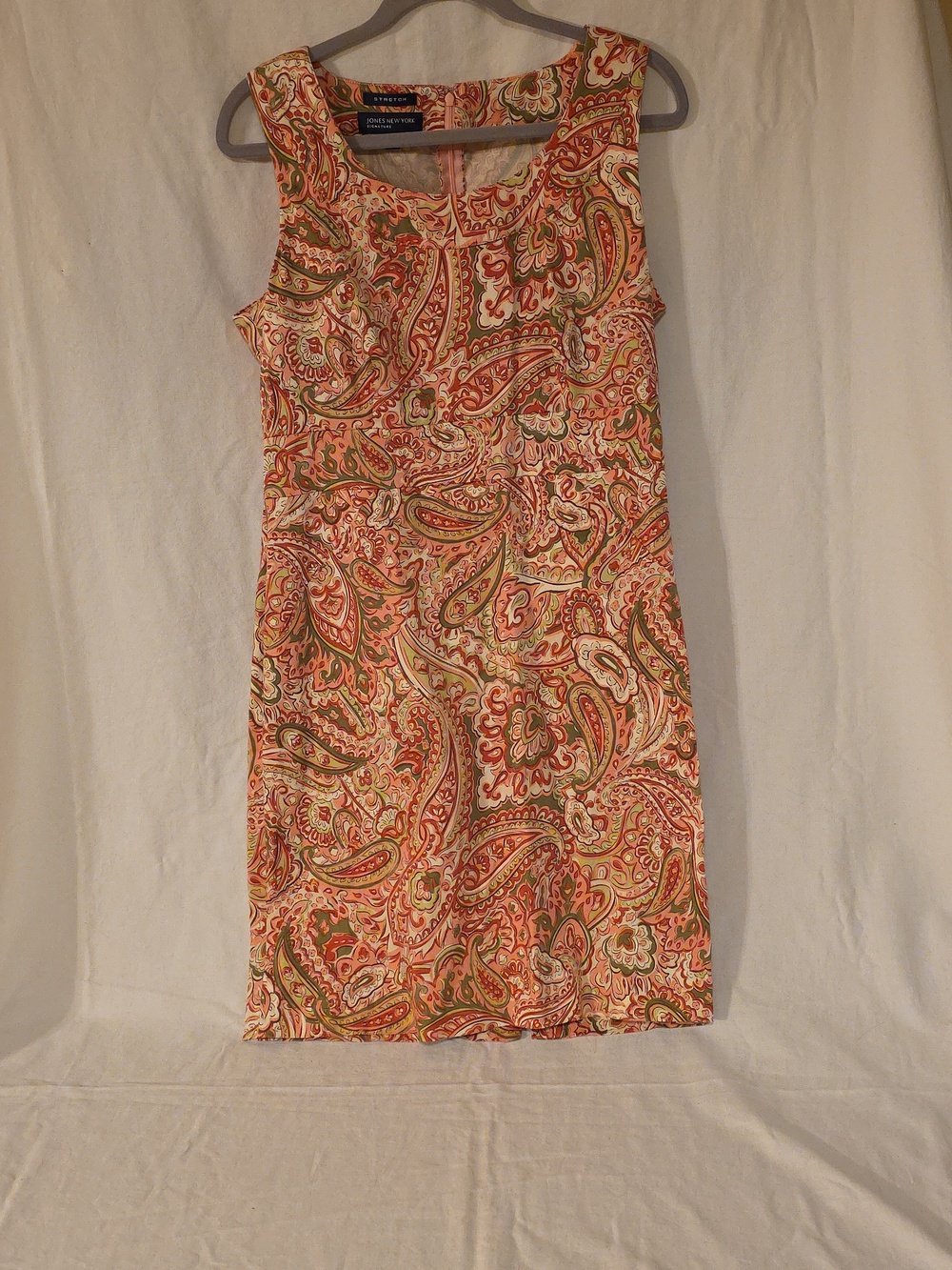 Jones New York Pink and Green Paisley Sleeveless Sheath Dress